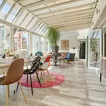 Hotel La Maison Centre 3*