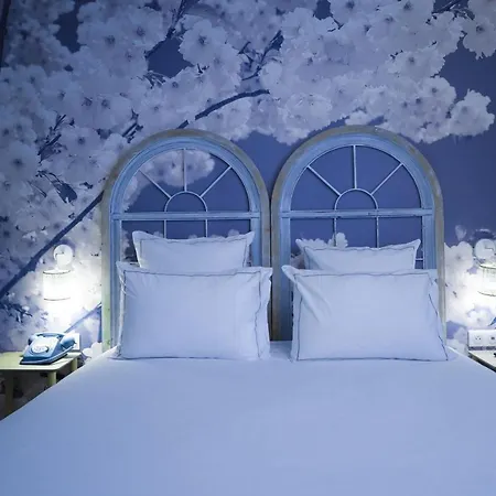 La Maison Centre Hotell 3*