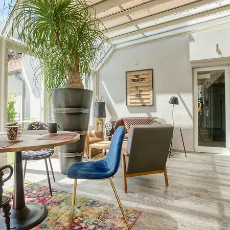 La Maison Centre Hotell