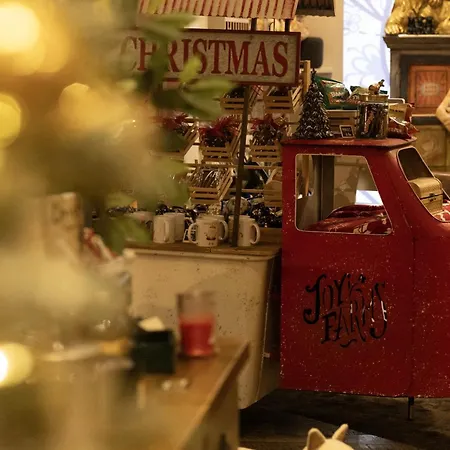 Hotell La Maison Centre 3*