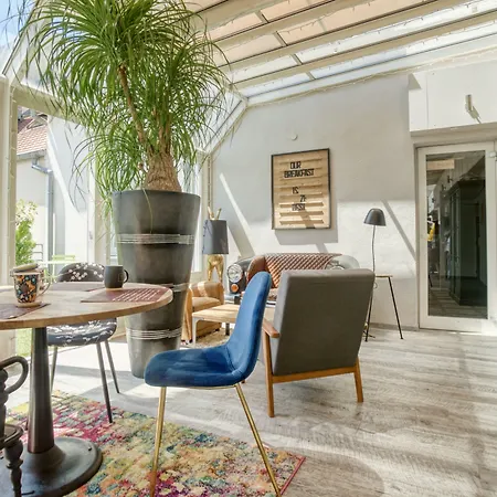 La Maison Centre Hotell Mulhouse