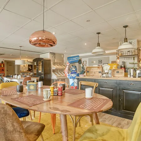 La Maison Centre Miluza