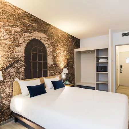 La Maison Centre 3*