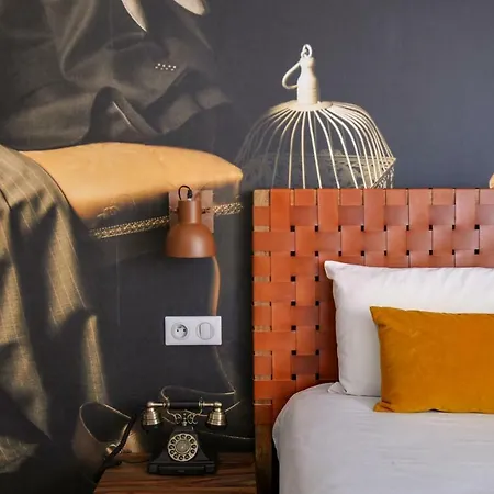 Hotel La Maison Centre 3*