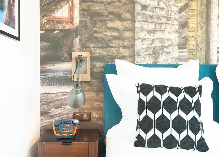 La Maison Centre Hotel