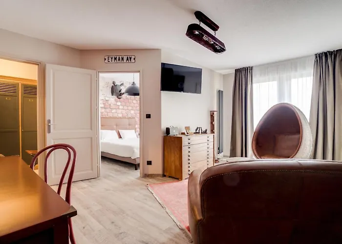 La Maison Centre Hotel 3*